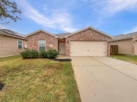 Photo of 11122 Hillside Creek Drive, Humble, TX 77396 (MLS # 88131596)
