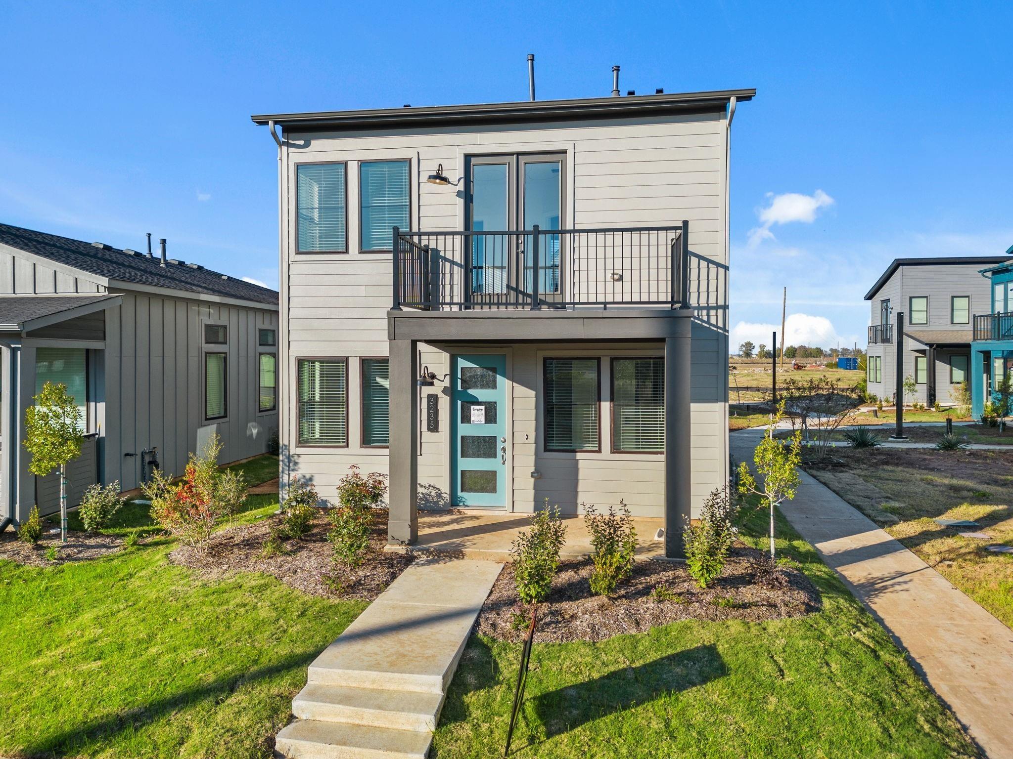 3235 Loam Lane