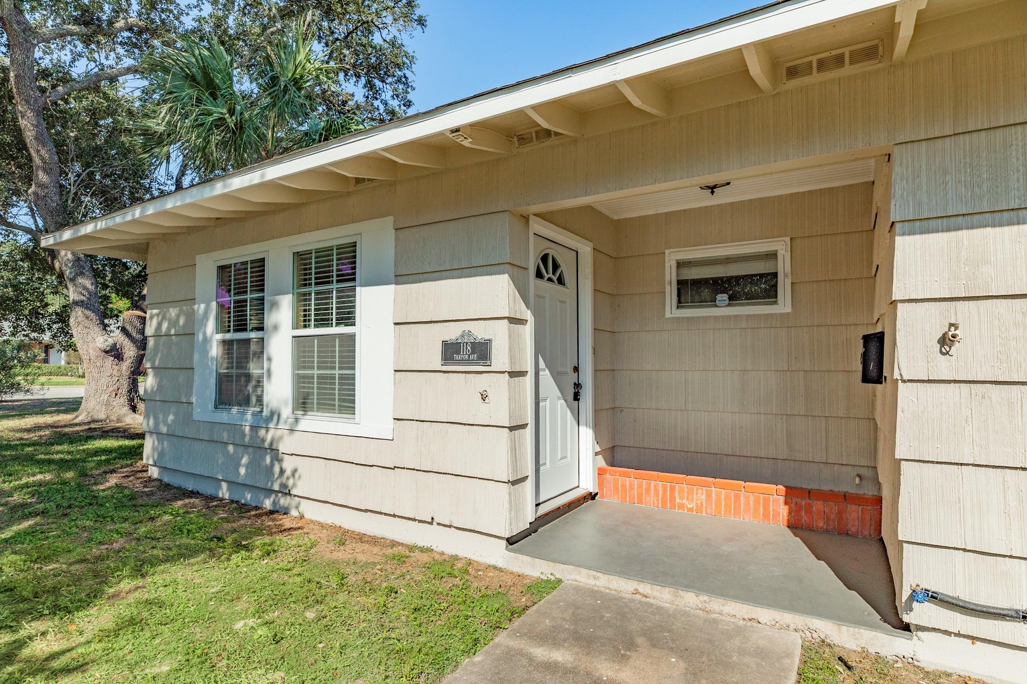 118 Tarpon Avenue