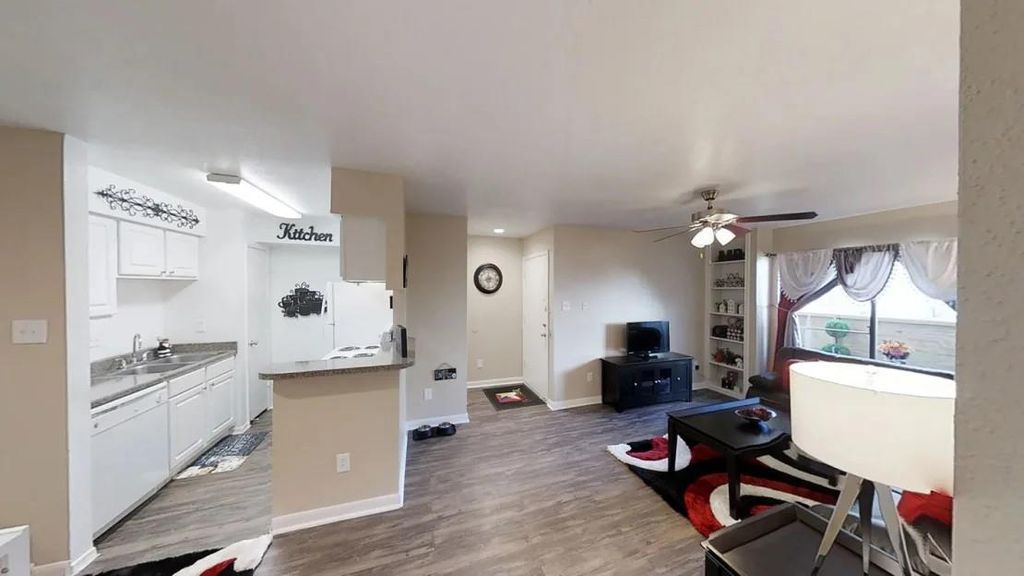 Photo of 515 S Bender Avenue Ave #802, Humble, TX 77338 (MLS # 6255691)