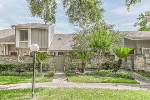 Photo of 12906 Leader Street #2906, Houston, TX 77072 (MLS # 33598278)