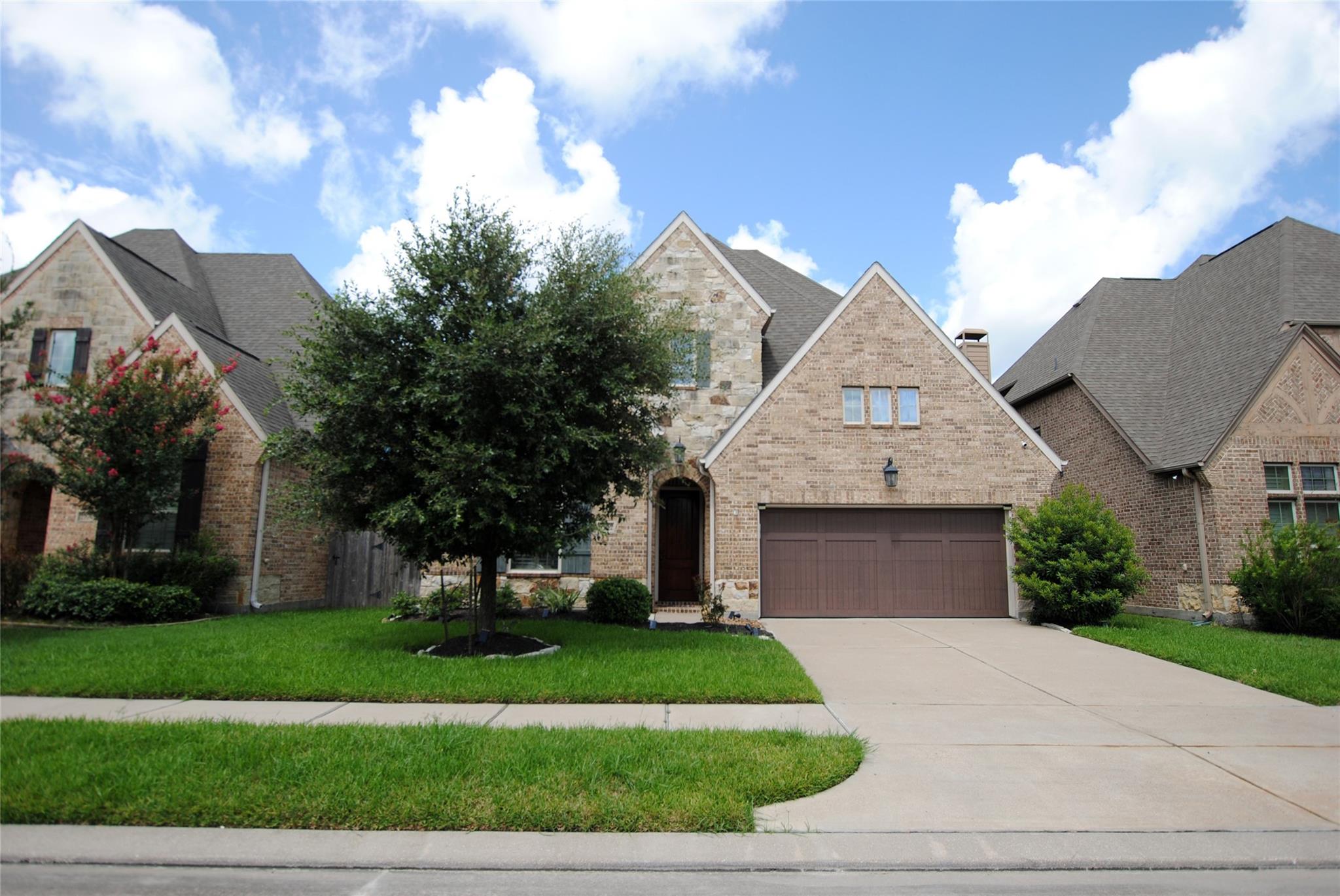 2032 Arrowood Glen Drive