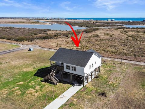 Photo of 3219 Camp Hulen Drive, Palacios, TX 77465 (MLS # 82324815)