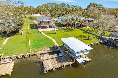 Photo of 1331 Private Road 652, Sargent, TX 77414 (MLS # 54432659)