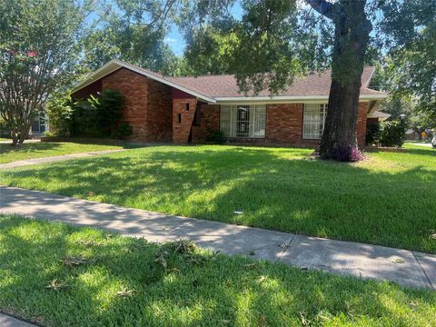 Photo of 3715 Latma Drive, Houston, TX 77025 (MLS # 42127943)