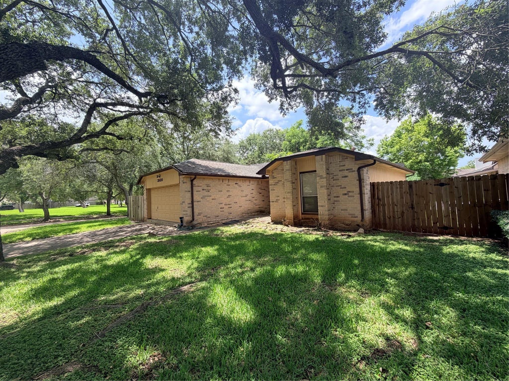 Photo of 3930 Mill Rock Circle, Sugar Land, TX 77479 (MLS # 93515871)