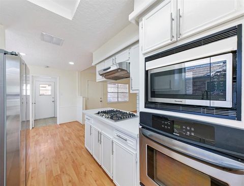 Tiny photo for 14006 Briarworth Drive, Houston, TX 77077 (MLS # 78945719)