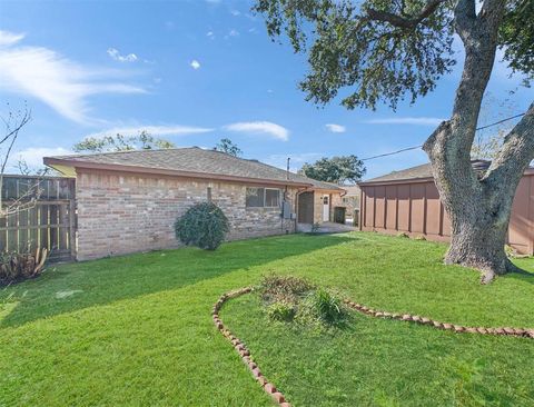Tiny photo for 14006 Briarworth Drive, Houston, TX 77077 (MLS # 78945719)