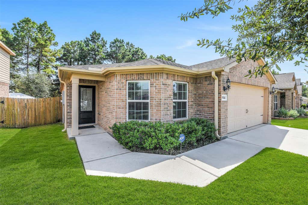 Photo of 7614 Dusty Melody Lane, Conroe, TX 77304 (MLS # 90089914)