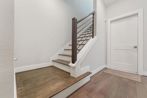 Tiny photo for 707 Apogee Trail, Houston, TX 77022 (MLS # 16193537)