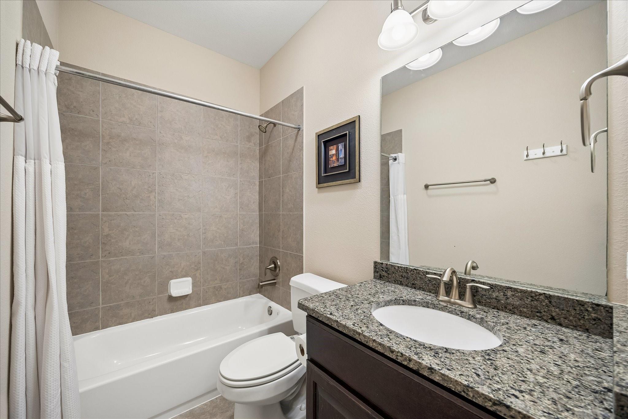 2915 Sentry Oak Way, Sugar Land, TX, 77479, USA, 5 Bedrooms Bedrooms, ,5 BathroomsBathrooms,Residential,Active,2915 Sentry Oak Way,60451174