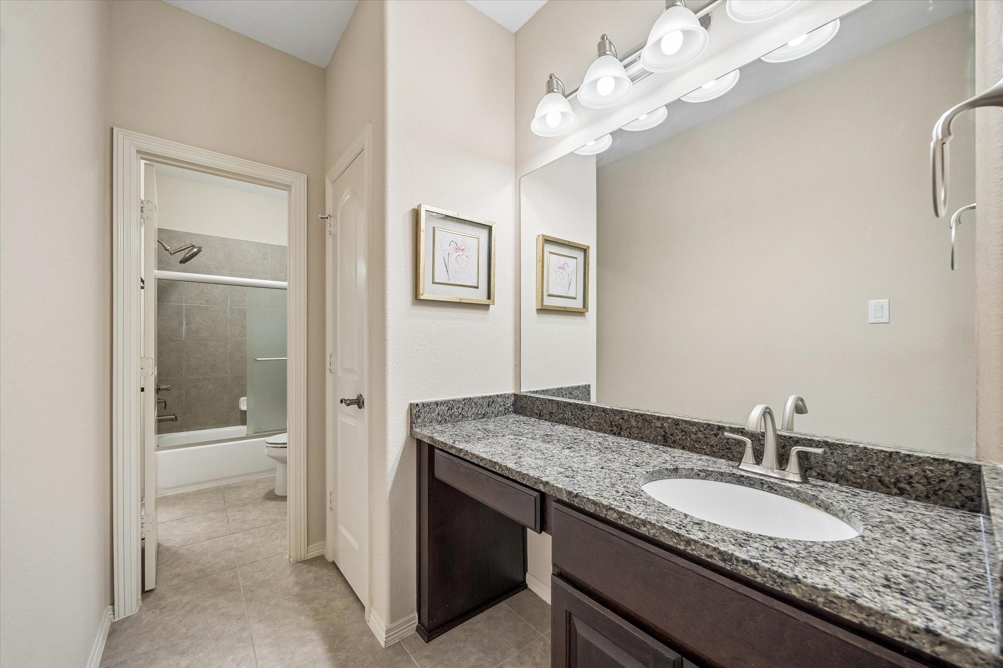 2915 Sentry Oak Way, Sugar Land, TX, 77479, USA, 5 Bedrooms Bedrooms, ,5 BathroomsBathrooms,Residential,Active,2915 Sentry Oak Way,60451174