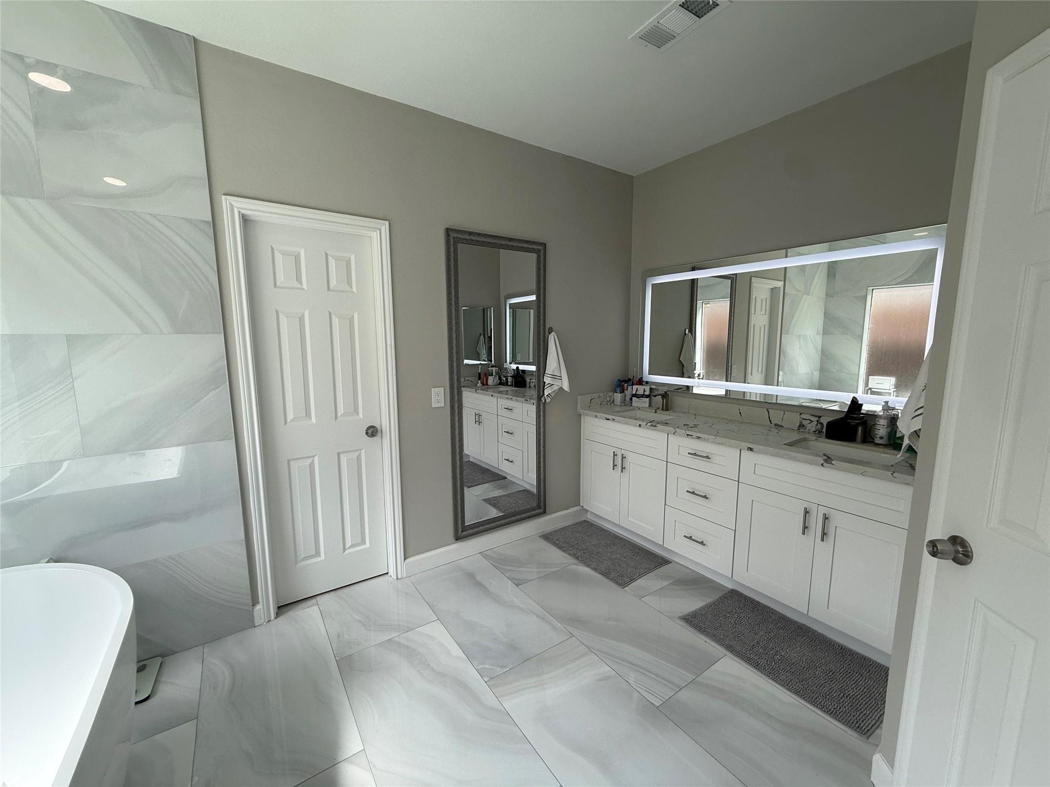 22430 Tullis Trail Ct