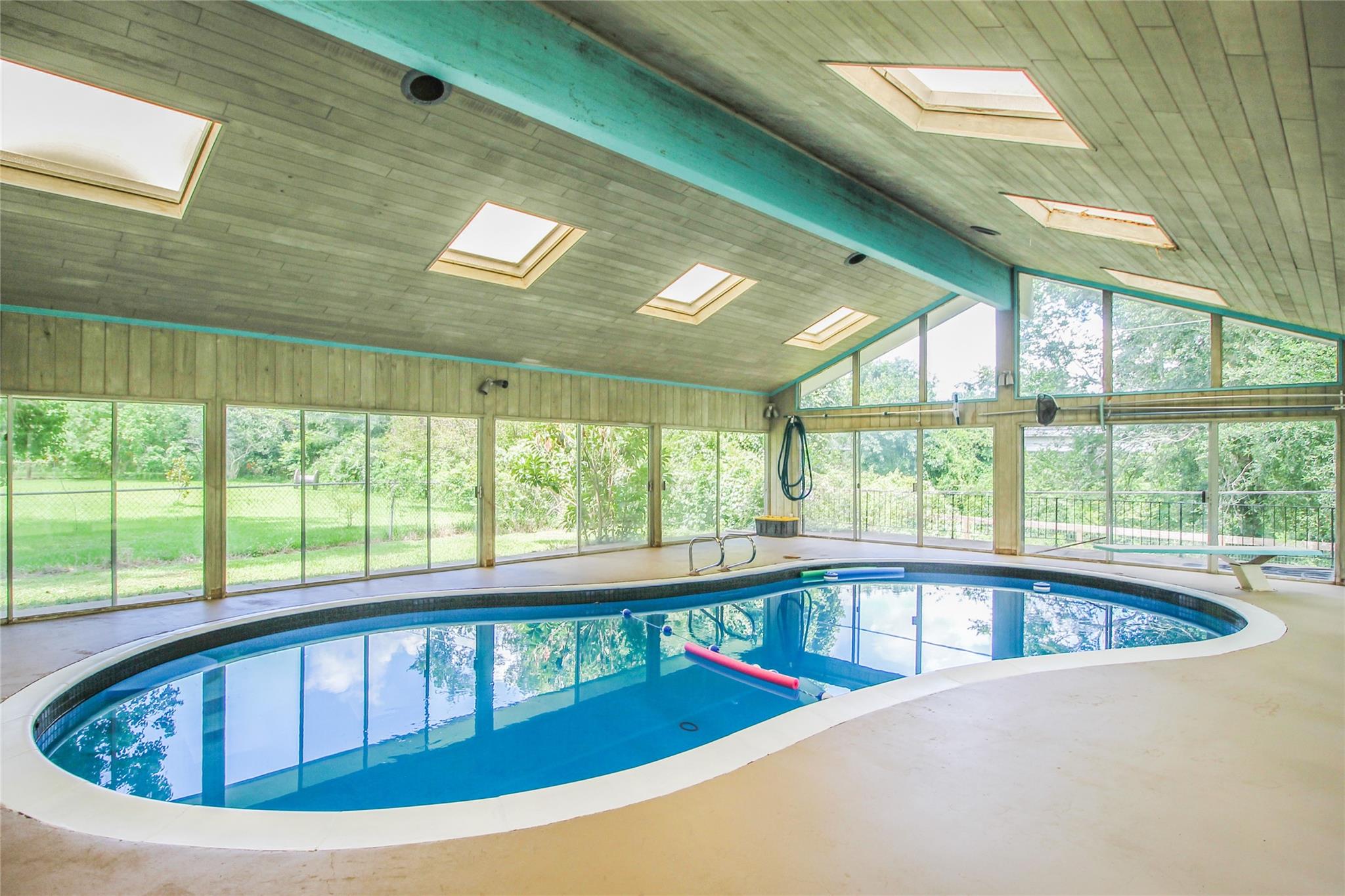 536 Oak Drive