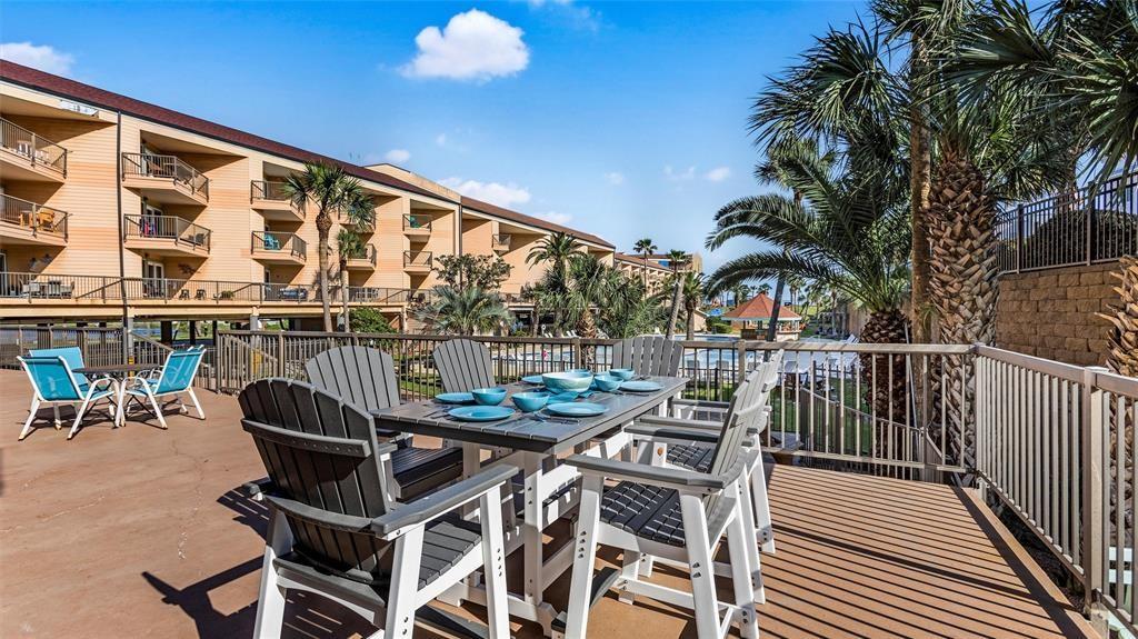 9520 Seawall Boulevard 155