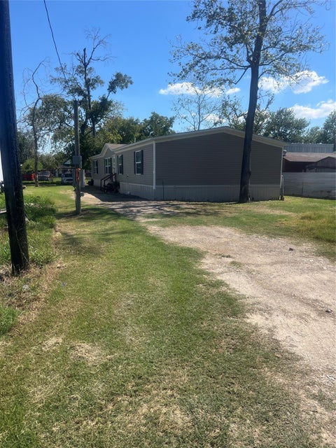 Photo of 12118 Locust Street, Crosby, TX 77532 (MLS # 88506119)