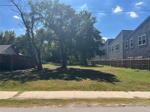 Photo of 0 Paul Quinn St, Houston, TX 77091 (MLS # 39101286)