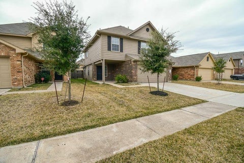 Photo of 5819 Kyle Cove DR, Katy, TX 77449 (MLS # 96703945)