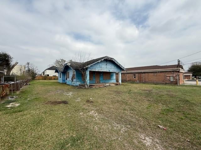 5011 Reed Road