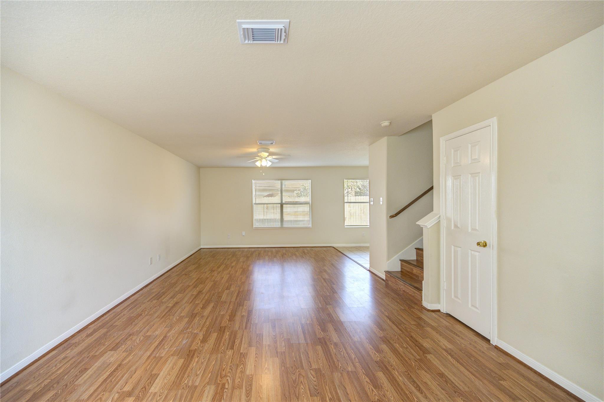 19506 Lighthouse Scene Lane