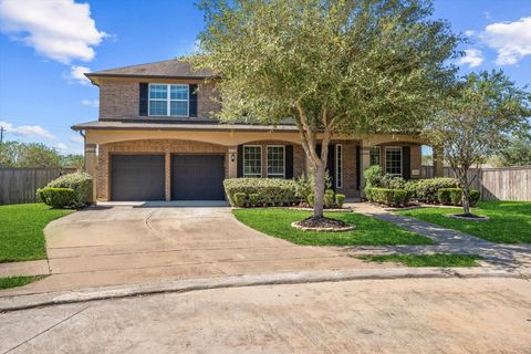 Photo of 2208 Hannah Creek Court, Pearland, TX 77089 (MLS # 30982221)