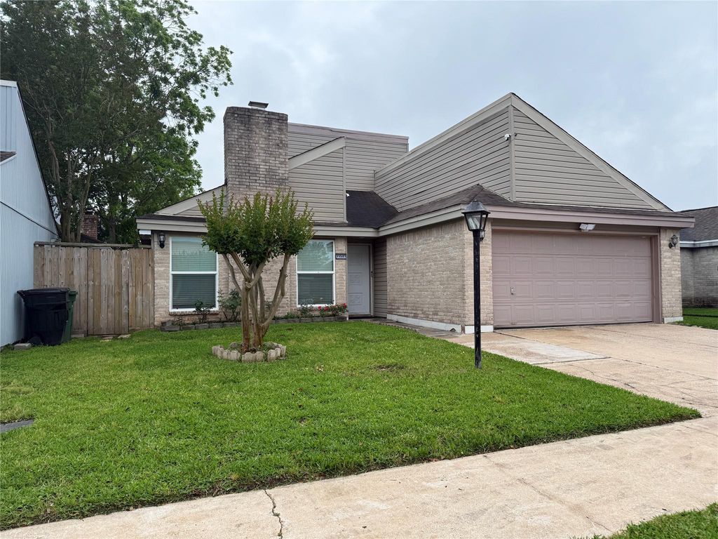 Photo of 11507 Willwood Drive, Houston, TX 77072 (MLS # 82202557)
