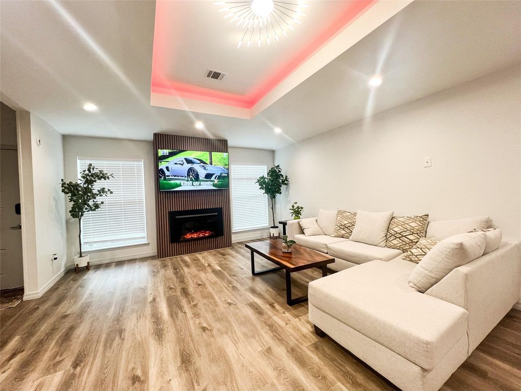 Photo of 11507 Willwood Drive, Houston, TX 77072 (MLS # 82202557)