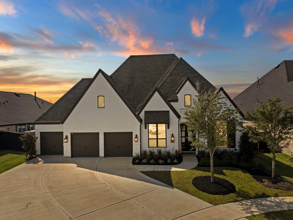 Photo of 7642 Redwoods Forest Drive, Katy, TX 77493 (MLS # 76237479)