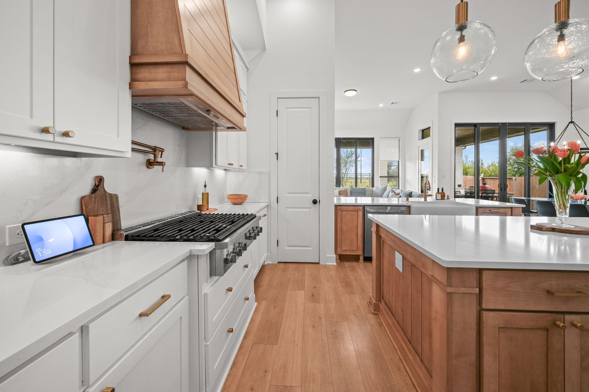 7642 Redwoods Forest Drive