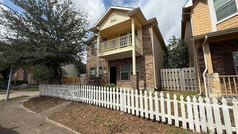 Photo of 7346 Autumn Sun Drive, Houston, TX 77083 (MLS # 60837985)