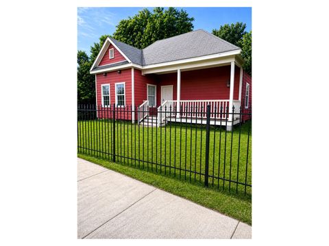 Photo of 1504 Freeman Street, Houston, TX 77009 (MLS # 95004640)