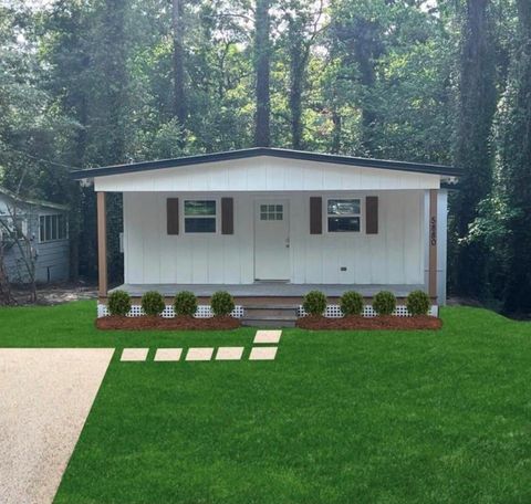 Photo of 5880 Beech Drive, Montgomery, TX 77317 (MLS # 55079117)