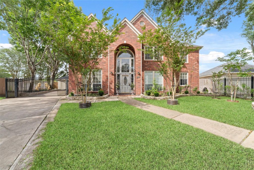 Photo of 3430 Shadowwalk Drive, Houston, TX 77082 (MLS # 12065680)