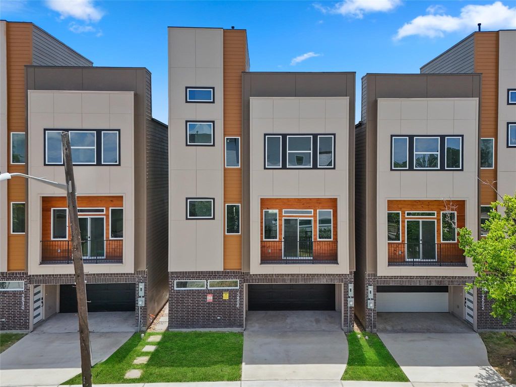 Photo of 3510 Saltus Street St, Houston, TX 77003 (MLS # 25571813)