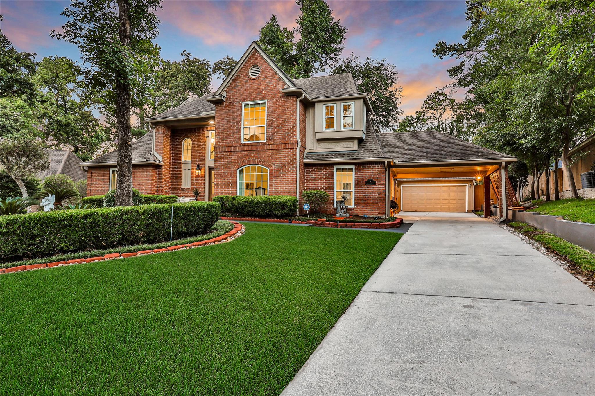 14 Twin Springs Place
