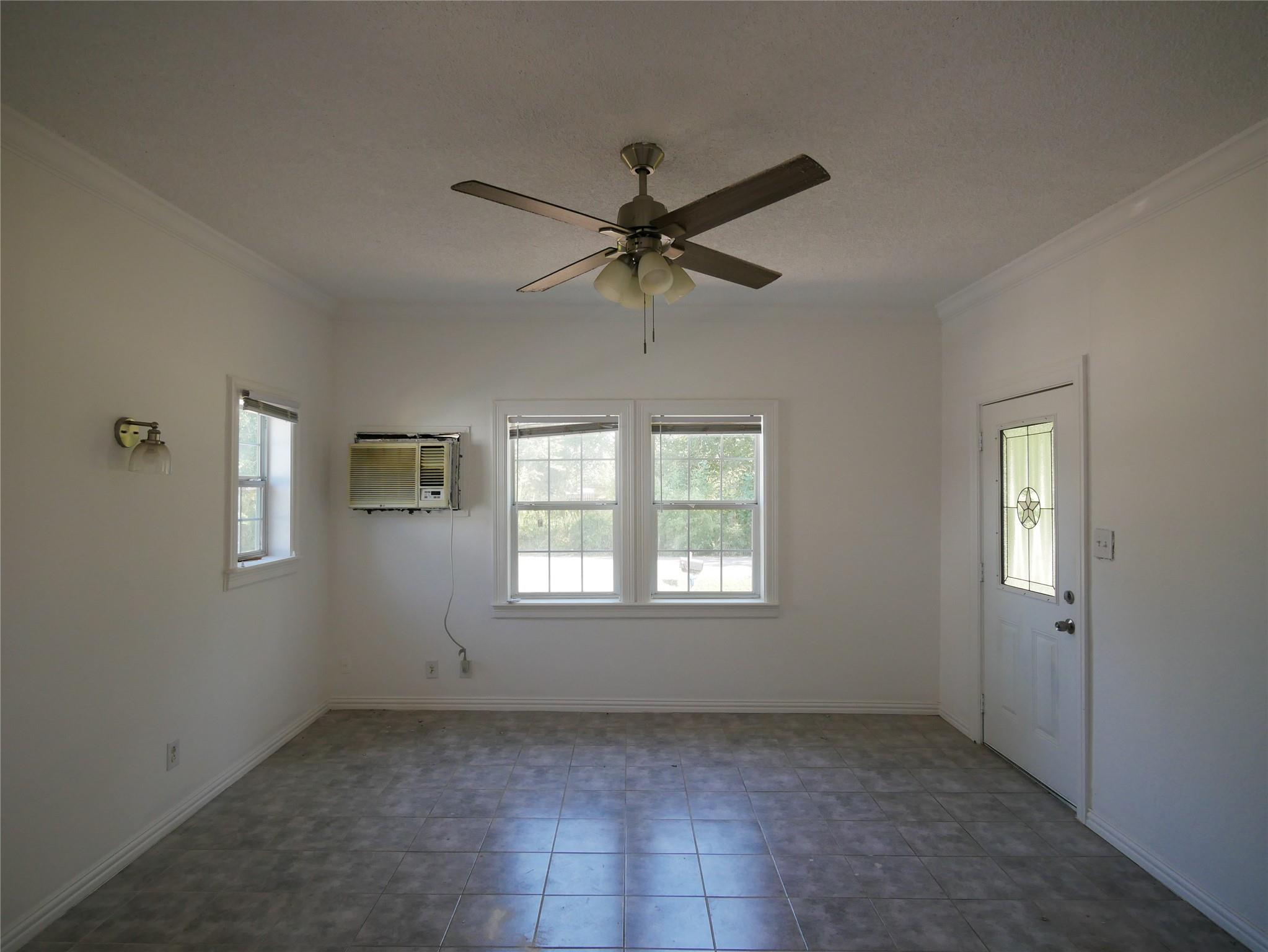 Houston, Texas 77021, United States, 3 Bedrooms Bedrooms, ,2 BathroomsBathrooms,Residential,Active,228398