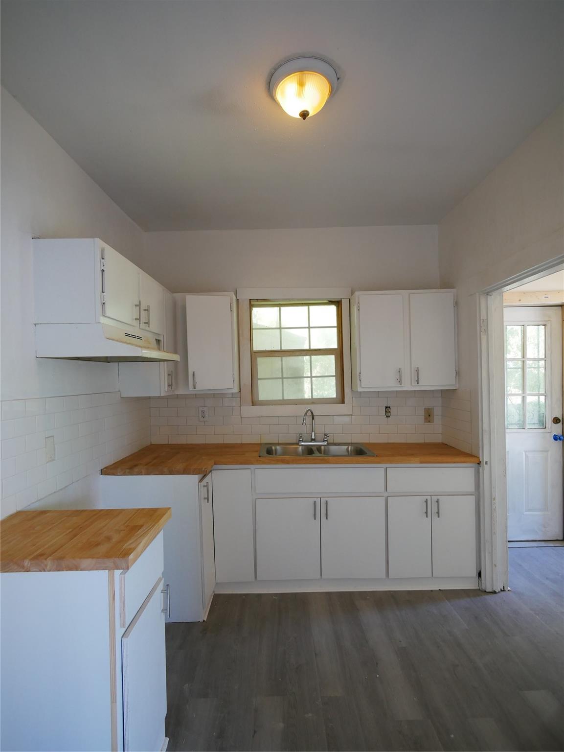 Houston, Texas 77021, United States, 3 Bedrooms Bedrooms, ,2 BathroomsBathrooms,Residential,Active,228398