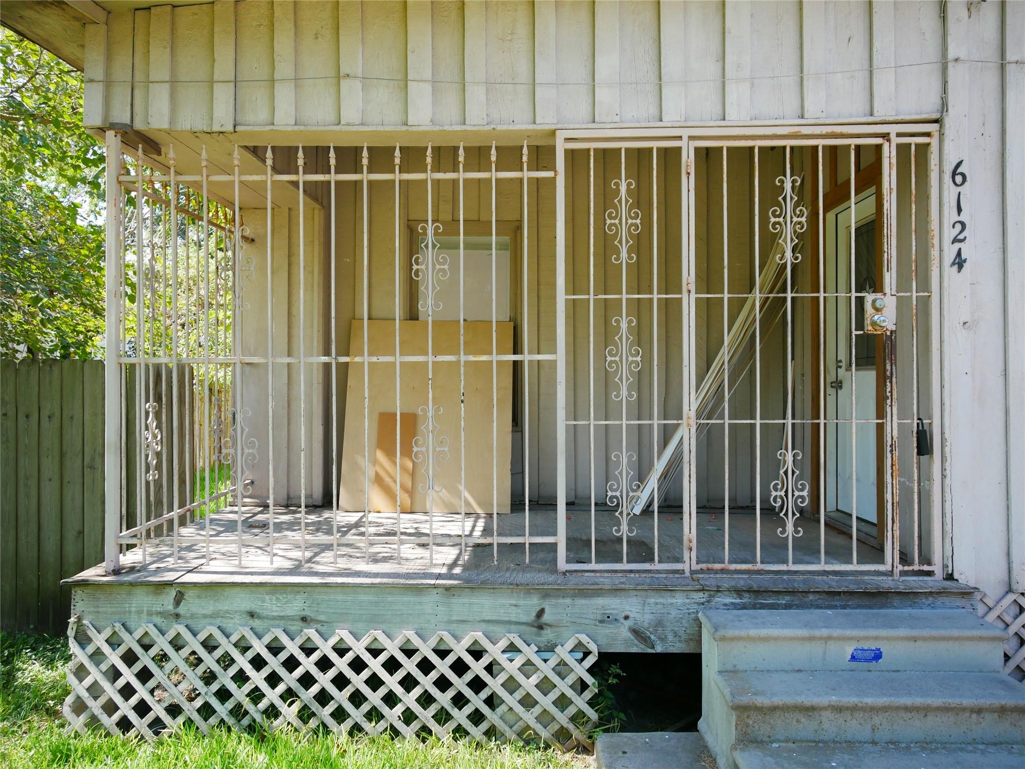 Houston, Texas 77021, United States, 3 Bedrooms Bedrooms, ,2 BathroomsBathrooms,Residential,Active,228398