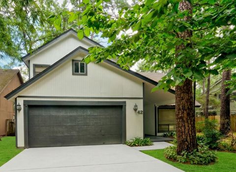 Photo of 42 N Timber Top Drive, The Woodlands, TX 77380 (MLS # 2188540)