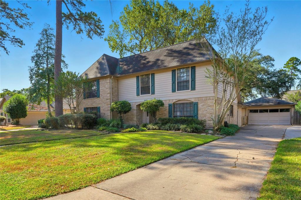 Photo of 3823 Village Oaks Drive, Houston, TX 77339 (MLS # 11154893)
