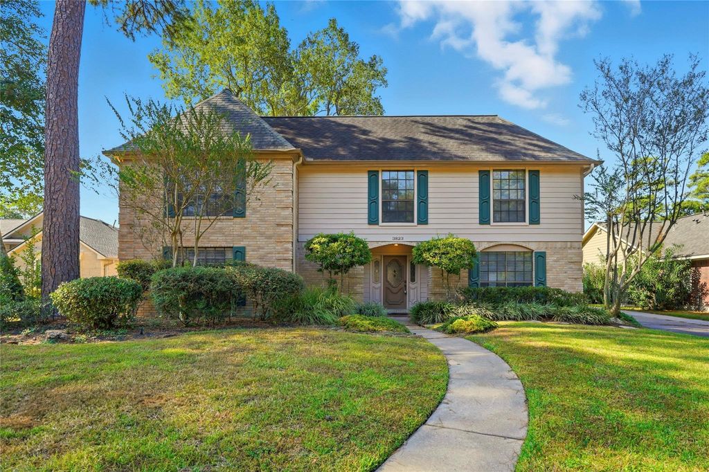 Photo of 3823 Village Oaks Drive, Houston, TX 77339 (MLS # 11154893)