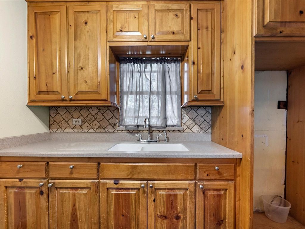 Photo of 1211 Bigelow Street, Houston, TX 77009 (MLS # 9347930)