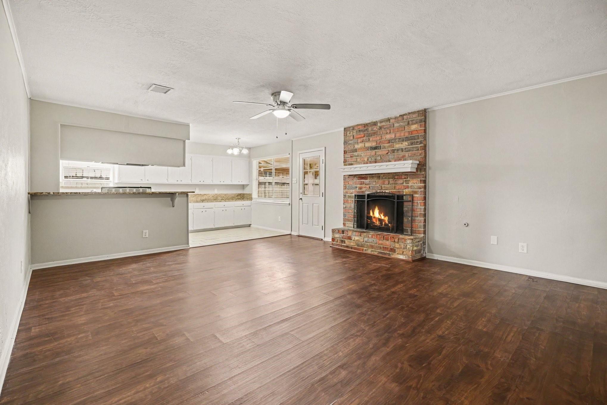 2602 Henderson Lane
