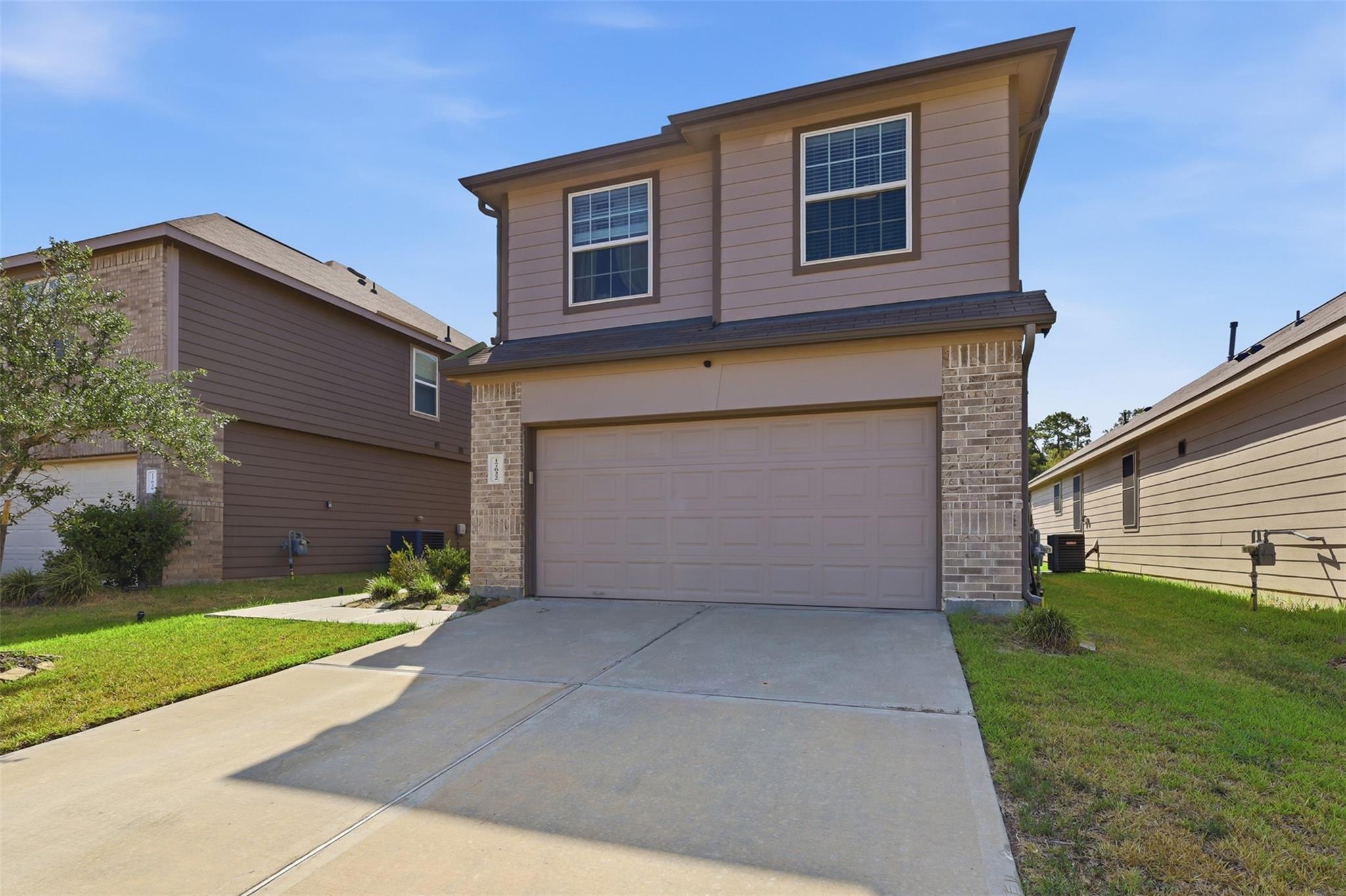 17622 Holroyd Road