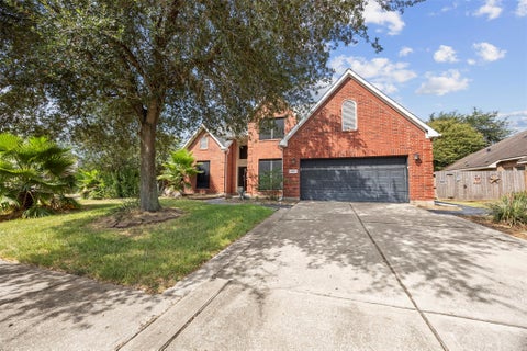 Photo of 122 Mossey Oak Drive, Baytown, TX 77520 (MLS # 18787472)