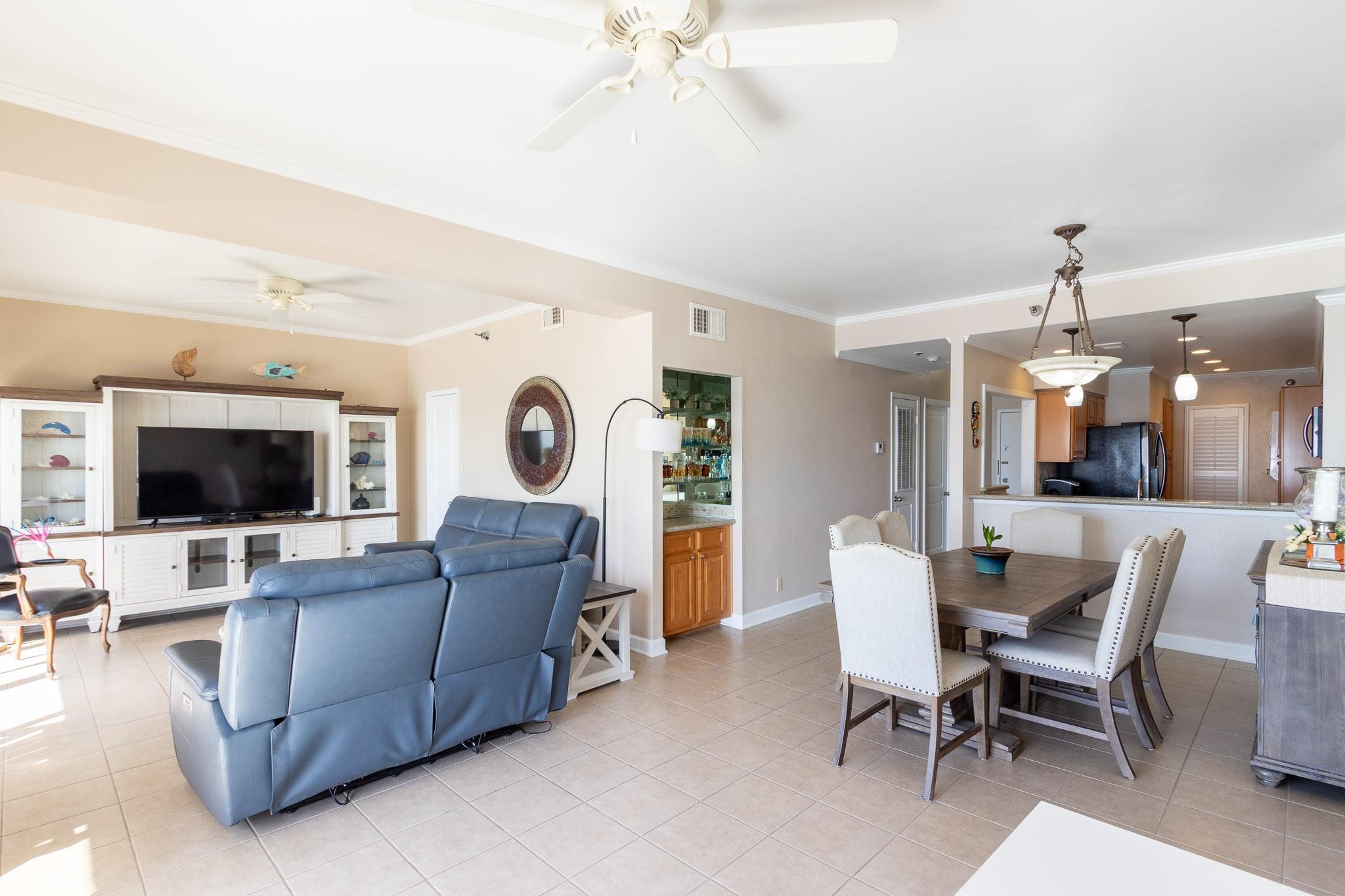 7700 Seawall Boulevard 1110