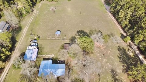 Tiny photo for 908 N Pitzer Street, Colmesneil, TX 75938 (MLS # 80303245)