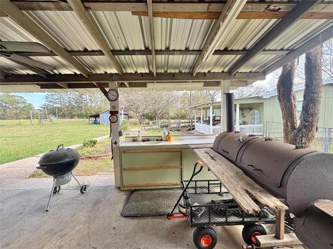 Tiny photo for 908 N Pitzer Street, Colmesneil, TX 75938 (MLS # 80303245)