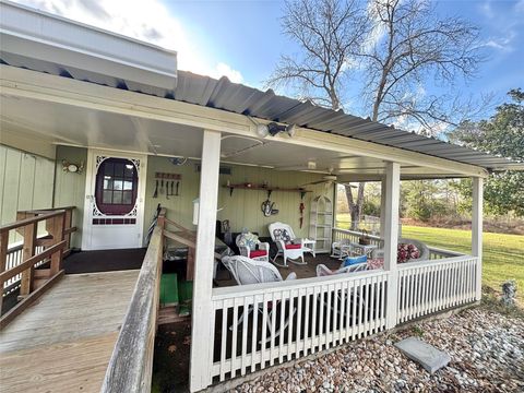 Tiny photo for 908 N Pitzer Street, Colmesneil, TX 75938 (MLS # 80303245)