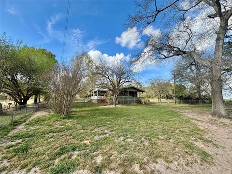 Tiny photo for 908 N Pitzer Street, Colmesneil, TX 75938 (MLS # 80303245)